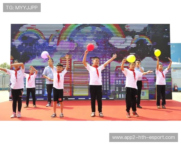 体操训练营实行“笑声疗法”，团队氛围获教练称赞